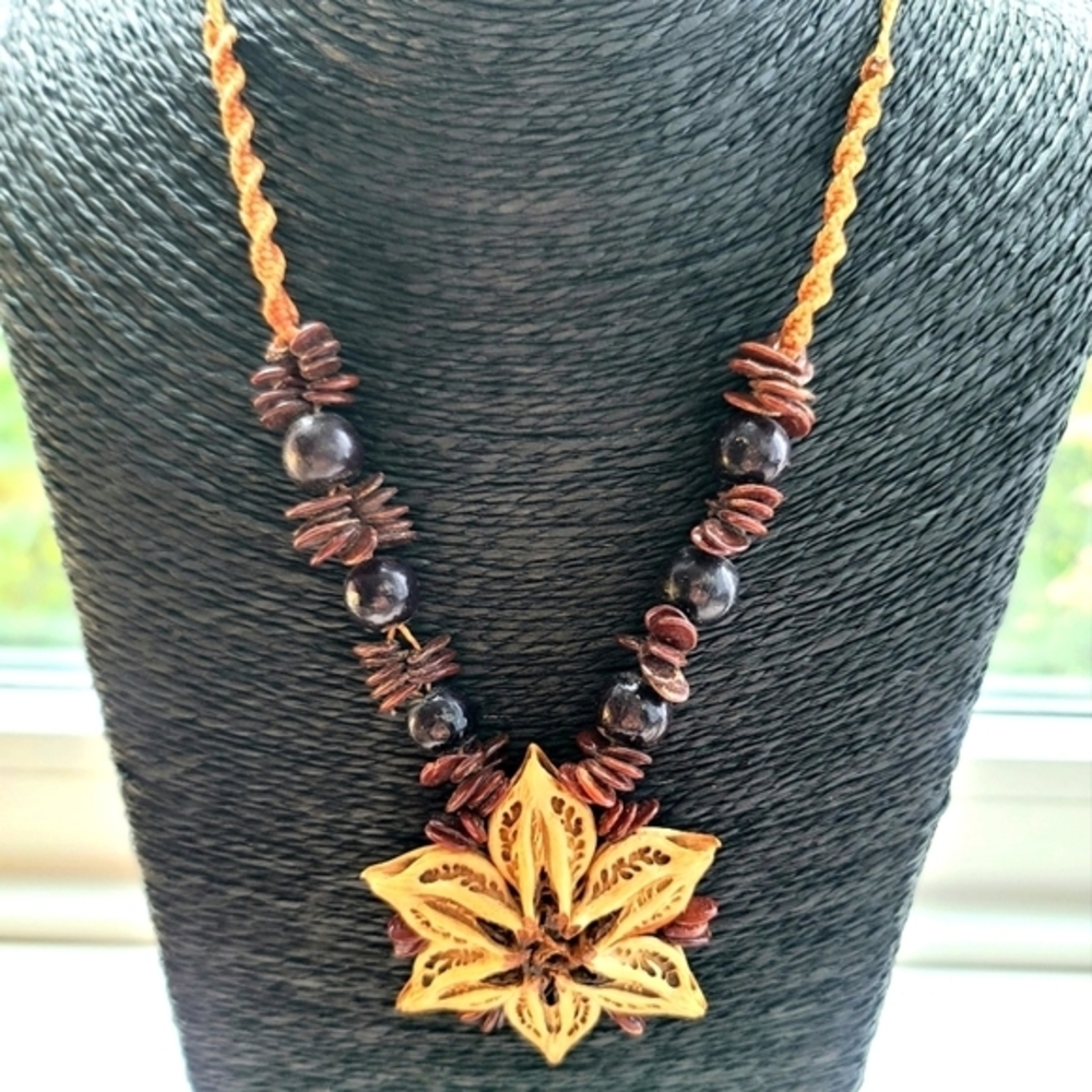 Fashion Seed Pod and Bead Handmade Necklace 14.5"